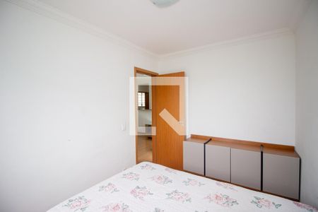 Quarto 2 de apartamento para alugar com 2 quartos, 50m² em Cabral, Contagem