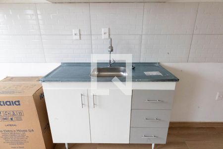 Sala/Cozinha de kitnet/studio para alugar com 1 quarto, 32m² em Campo Grande, Rio de Janeiro