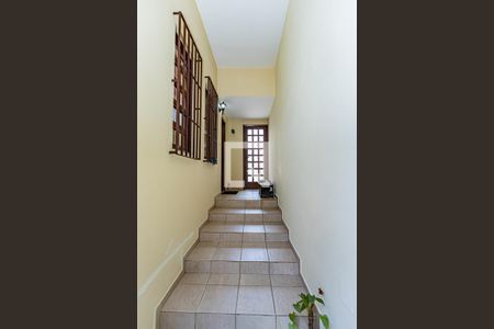 Hall de entrada de casa à venda com 3 quartos, 150m² em Parque São Domingos, São Paulo