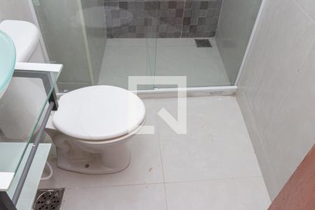 Banheiro de kitnet/studio para alugar com 1 quarto, 25m² em Campo Grande, Rio de Janeiro