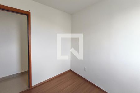 Quarto 1 de apartamento para alugar com 2 quartos, 44m² em Vila Satúrnia, Campinas