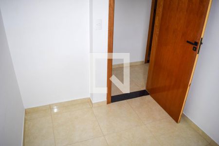 Quarto 1 de apartamento para alugar com 2 quartos, 44m² em Vila Carrão, São Paulo