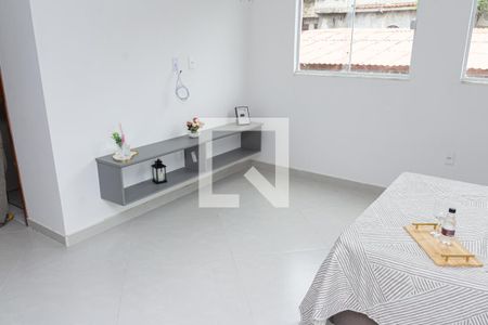 Sala/Quarto de kitnet/studio para alugar com 1 quarto, 25m² em Campo Grande, Rio de Janeiro