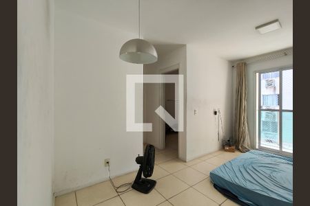 Sala de apartamento à venda com 2 quartos, 55m² em Imperial de São Cristóvão, Rio de Janeiro
