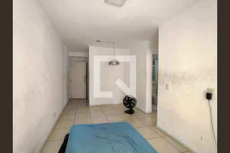 Sala de apartamento à venda com 2 quartos, 55m² em Imperial de São Cristóvão, Rio de Janeiro