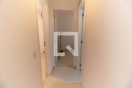 Corredor  de apartamento à venda com 2 quartos, 62m² em Ingá, Niterói