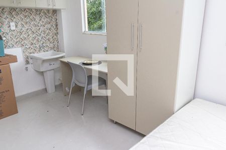 Sala/Quarto de kitnet/studio para alugar com 1 quarto, 25m² em Campo Grande, Rio de Janeiro
