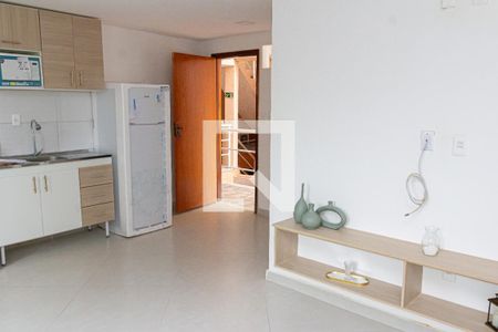 Sala/Quarto de kitnet/studio para alugar com 1 quarto, 25m² em Campo Grande, Rio de Janeiro