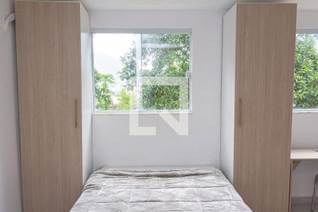 Sala/Quarto de kitnet/studio para alugar com 1 quarto, 25m² em Campo Grande, Rio de Janeiro