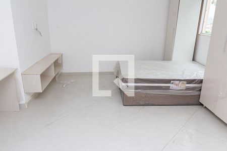 Sala/Quarto de kitnet/studio para alugar com 1 quarto, 25m² em Campo Grande, Rio de Janeiro