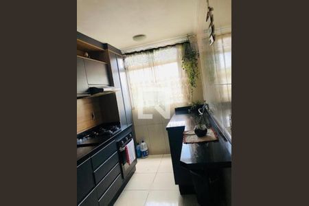 Apartamento à venda com 2 quartos, 56m² em Veloso, Osasco
