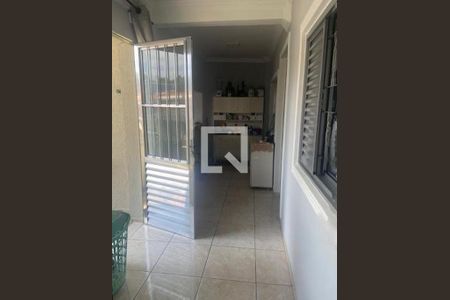 Casa à venda com 2 quartos, 260m² em Vila Yolanda, Osasco