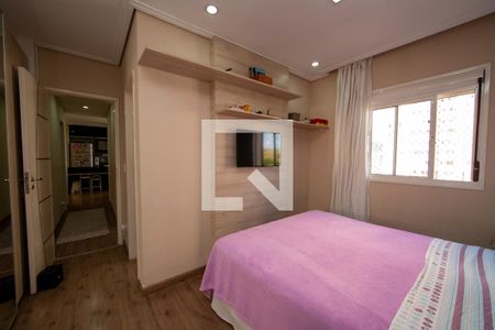 Suite de apartamento para alugar com 2 quartos, 76m² em Jardim Tupanci, Barueri
