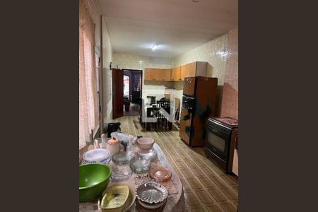 Casa à venda com 3 quartos, 128m² em Quitaúna, Osasco