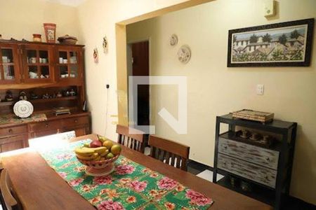 Casa à venda com 5 quartos, 254m² em Centro, Osasco
