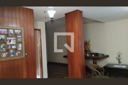 Casa à venda com 4 quartos, 210m² em Vila Yara, Osasco