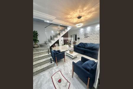 Casa à venda com 2 quartos, 129m² em São Pedro, Osasco