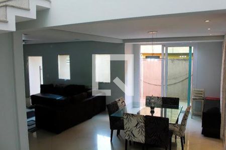 Casa à venda com 1 quarto, 500m² em Quitaúna, Osasco