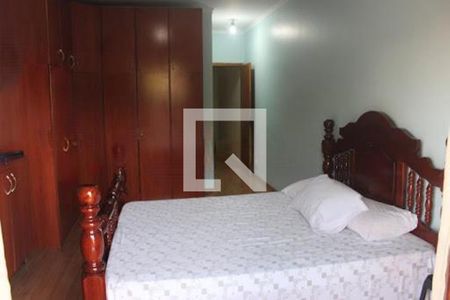 Casa à venda com 4 quartos, 300m² em Km 18, Osasco