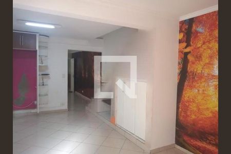 Casa à venda com 4 quartos, 180m² em Cidade das Flores, Osasco