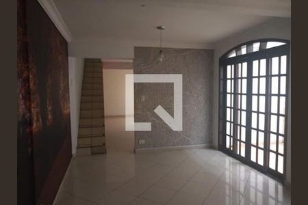 Casa à venda com 4 quartos, 180m² em Cidade das Flores, Osasco