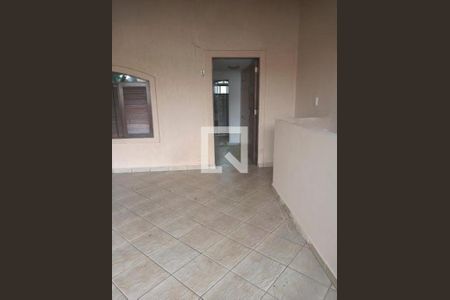 Casa à venda com 4 quartos, 180m² em Cidade das Flores, Osasco