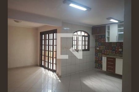 Casa à venda com 4 quartos, 180m² em Cidade das Flores, Osasco