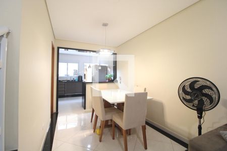 Sala de casa para alugar com 3 quartos, 125m² em Jardim Sabara, São Paulo