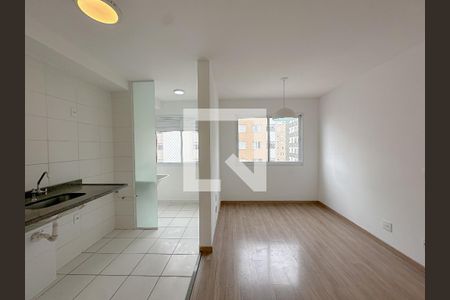 Sala/Cozinha de apartamento para alugar com 1 quarto, 33m² em Água Branca, São Paulo