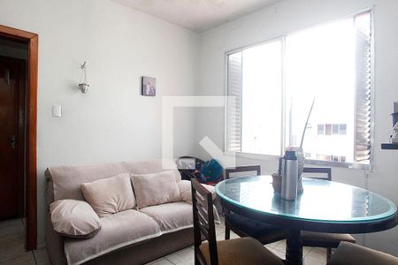 Sala de apartamento à venda com 2 quartos, 65m² em Azenha, Porto Alegre