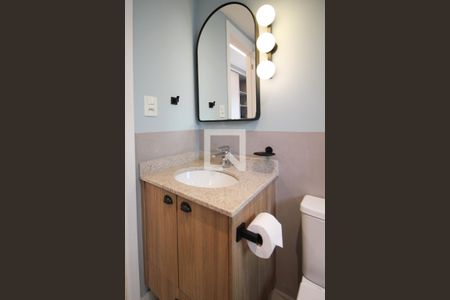 Banheiro de kitnet/studio à venda com 1 quarto, 25m² em Indianópolis, São Paulo