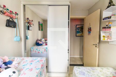 Quarto 1 de apartamento para alugar com 2 quartos, 44m² em Jardim Vista Alegre, Ferraz de Vasconcelos