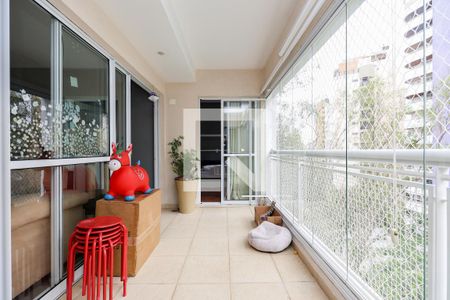 Varanda da Sala de apartamento à venda com 2 quartos, 70m² em Vila Andrade, São Paulo