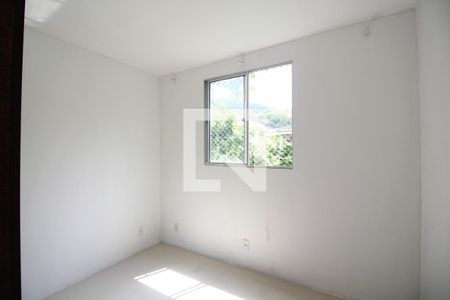 Quarto 2 de apartamento para alugar com 2 quartos, 47m² em Taquara, Rio de Janeiro