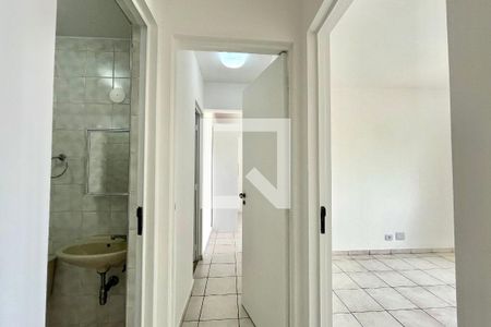 Corredor de apartamento para alugar com 2 quartos, 60m² em Vila da Saúde, São Paulo