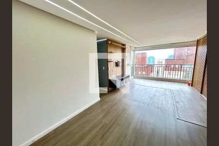 Sala de apartamento para alugar com 2 quartos, 61m² em Jardim Flor da Montanha, Guarulhos