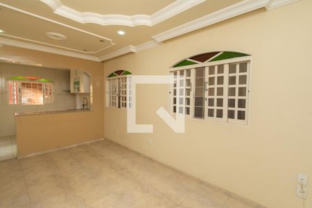 Sala de Jantar de casa para alugar com 3 quartos, 300m² em Diamante, Belo Horizonte