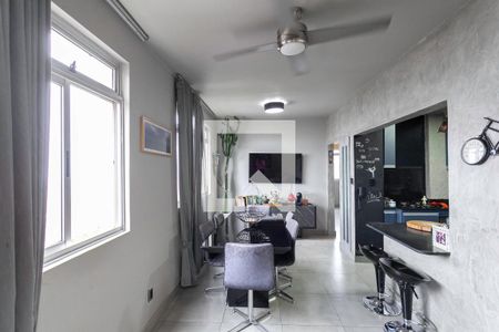 Sala de apartamento à venda com 2 quartos, 64m² em São Lucas, Belo Horizonte