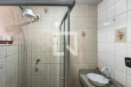 Banheiro  de kitnet/studio para alugar com 0 quarto, 26m² em Boqueirão, Praia Grande