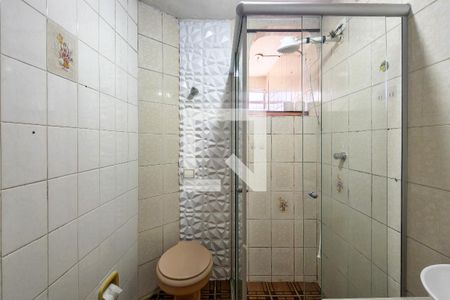 Banheiro  de kitnet/studio para alugar com 0 quarto, 26m² em Boqueirão, Praia Grande