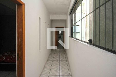 Corredor de casa à venda com 4 quartos, 110m² em Fazenda da Juta, São Paulo