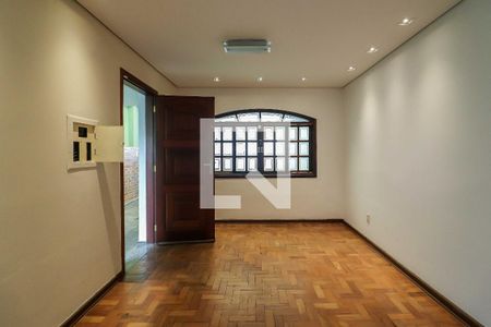 Casa para alugar com 3 quartos, 125m² em Vila Sonia, São Paulo