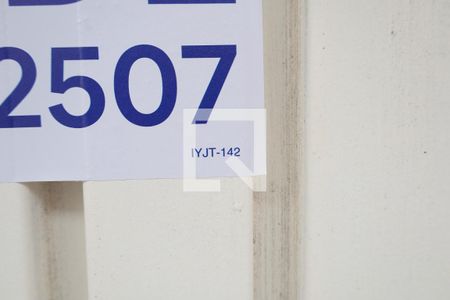 Casa à venda com 3 quartos, 175m² em Jardim Tupã, São Paulo