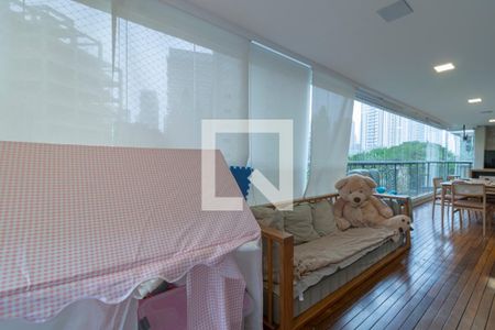 Varanda gourmet de apartamento à venda com 3 quartos, 226m² em Vila Nova Conceição, São Paulo