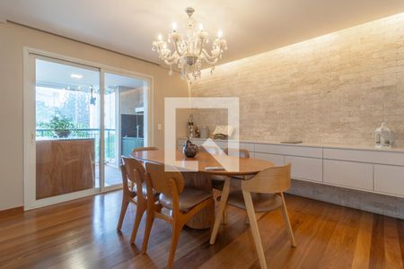 Sala de apartamento à venda com 3 quartos, 226m² em Vila Nova Conceição, São Paulo