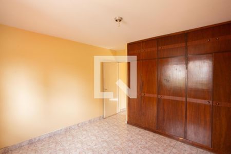 QUARTO 1 de casa para alugar com 3 quartos, 127m² em Vila Guaca, São Paulo