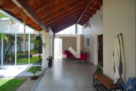 Varanda nos Fundos de casa de condomínio para alugar com 3 quartos, 360m² em Sarandi, Porto Alegre