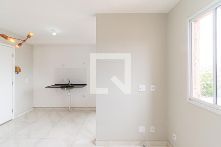 Sala de apartamento para alugar com 2 quartos, 37m² em Cidade Satelite Santa Barbara, São Paulo