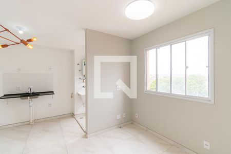 Sala de apartamento para alugar com 2 quartos, 37m² em Cidade Satelite Santa Barbara, São Paulo