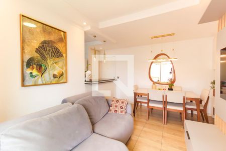 Sala de apartamento à venda com 3 quartos, 65m² em Vila Piratininga, São Paulo